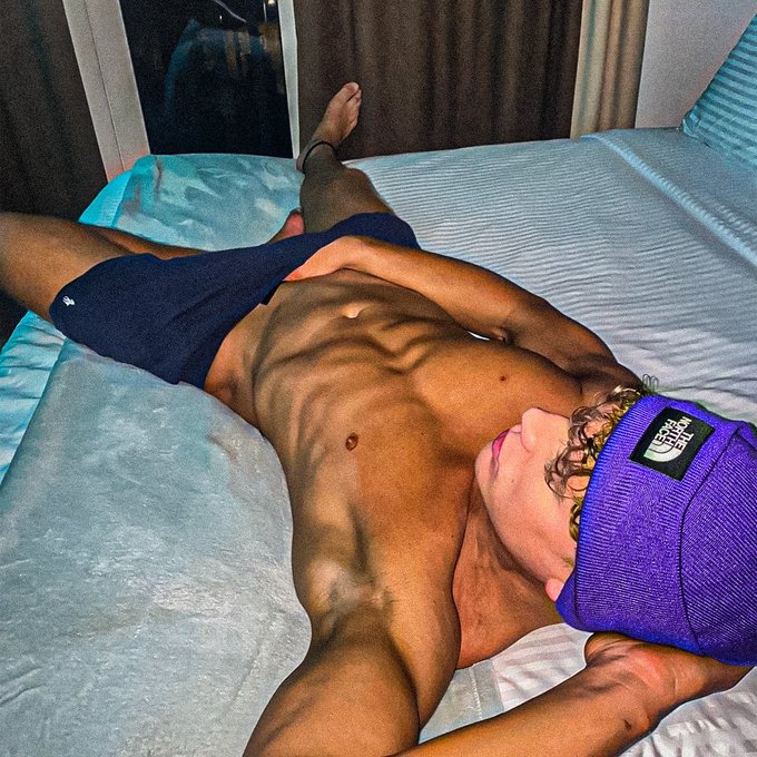 Scotty T MBE - OF in the comments below - 50% off 👀👇🏼 https://t.co/Y30VCAcr6h