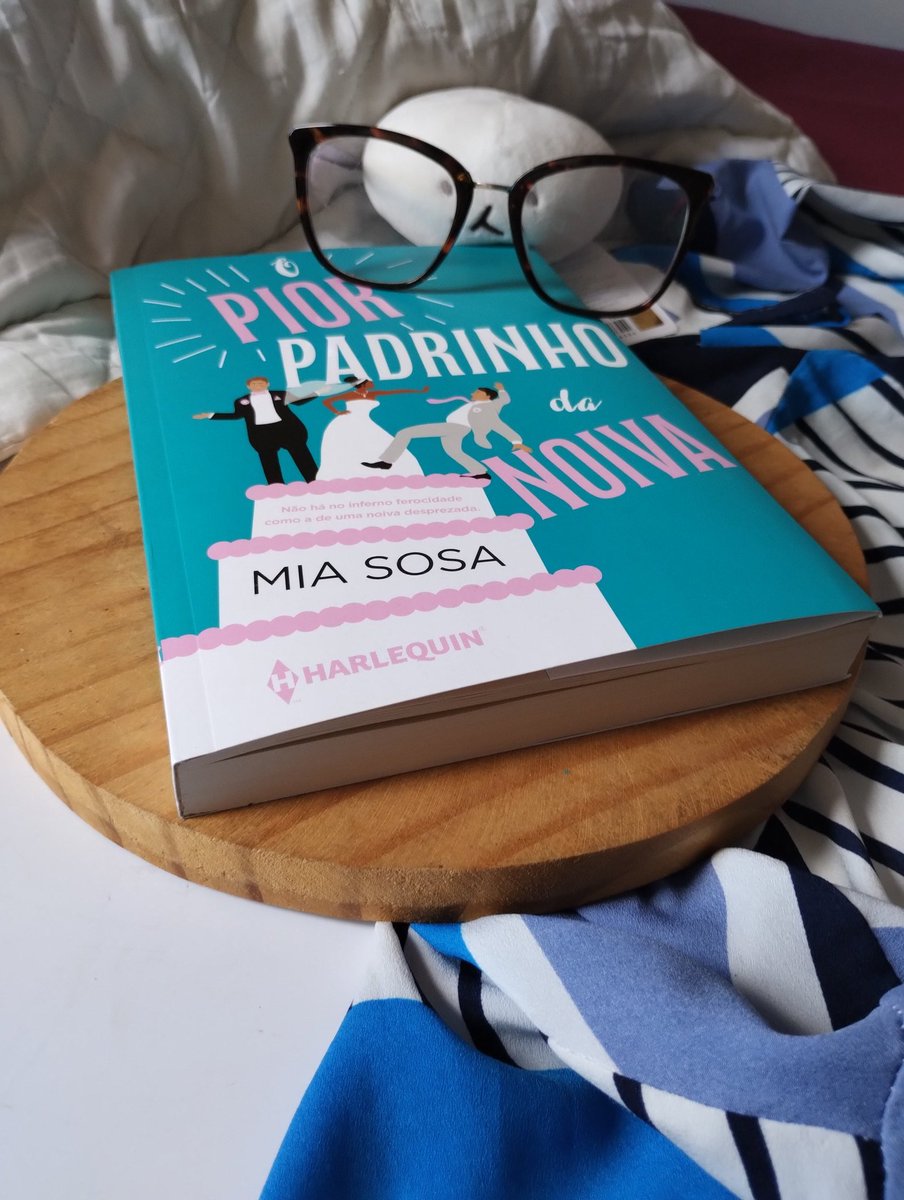 Semana nova, leitura nova, voltando prós meus romances amorzinhos. O Pior Padrinho da Noiva. @HarlequinBooks @miasosaromance