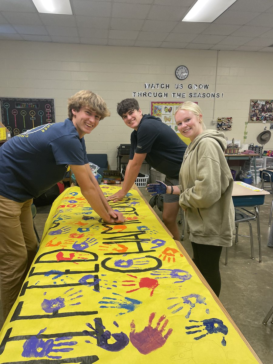 unifiedchamplhs's tweet image. We had a great Homecoming week!