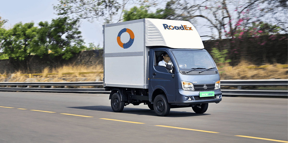 RoadexLogistics's tweet photo. We provide Full Truck load transportation services with varied type of trucks available with the click of a button.
24/7 services
Security certified drivers
SMS/Email alerts
Estimated delivery time
#Roadex #Roadexcargo #RoadexLogistics #TransportGoods #delivery #transport https://t.co/iuhMxFtbuC