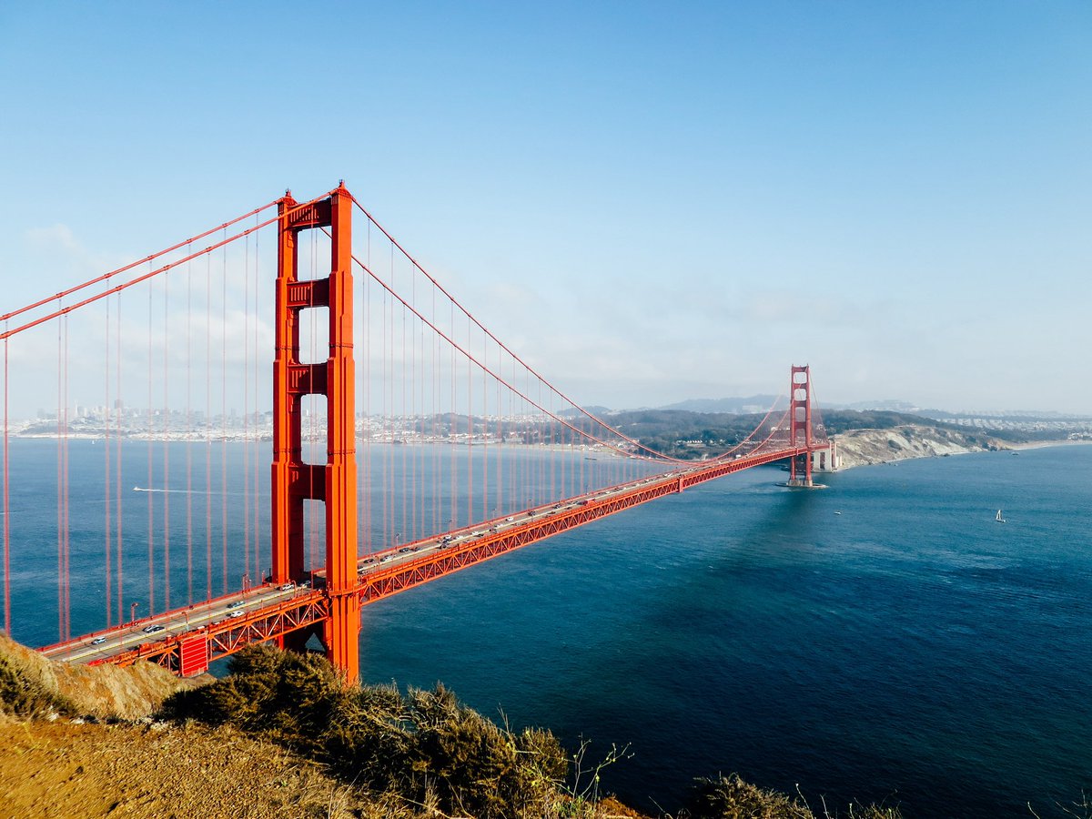 KarposLive's tweet photo. best bridges in the world https://t.co/CU7bxbkCxd