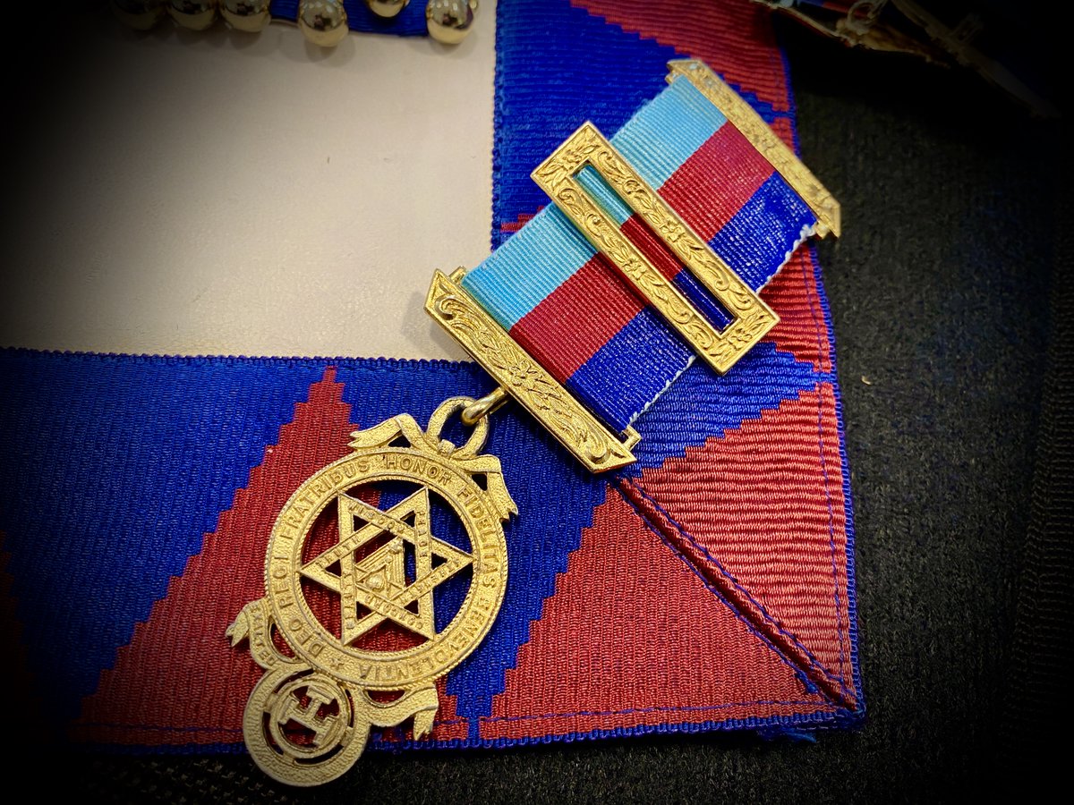 moltonmasons (@moltonmasons) on Twitter photo Have you ever considered joining the Royal Arch? Find out what you are missing at bit.ly/3V9eD4Z
@hradevonshire <a href="/DevonMasons/">Devonshire Freemasons</a> #freemasonry #freemasons #devon #southmolton Have you ever considered joining the Royal Arch? Find out what you are missing at bit.ly/3V9eD4Z
@hradevonshire <a href="/DevonMasons/">Devonshire Freemasons</a> #freemasonry #freemasons #devon #southmolton