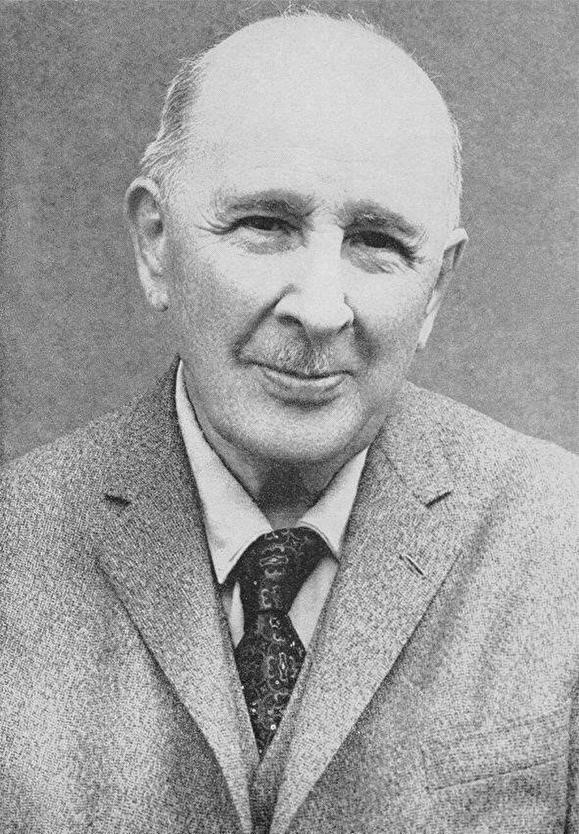 CKU_Library's tweet photo. Osmanlı Tarihçisi Ord. Prof. Dr. İsmail Hakkı Uzunçarşılı'yı ölüm yıldönümünde saygı rahmet ve özlemle anıyoruz. 
Kütüphanemizdeki Uzunçarşılı kitapları için:

https://t.co/rC6v0EYOeD https://t.co/5sn1vVBjaM