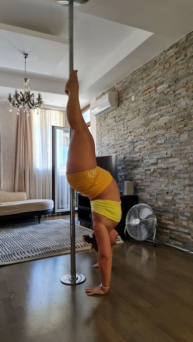 My small achievement in pole dancing.  #poledance #poledancing #cyrvygirl #momlife https://t.co/k9CH<a href="/tag/poledance"class="tags">#poledance</a><a href="/tag/momlife"class="tags"><span>#momlife</span></a><a href="/tag/poledancing"class="tags"><span>#poledancing</span></a><a href="/tag/cyrvygirl"class="tags"><span>#cyrvygirl</span></a>