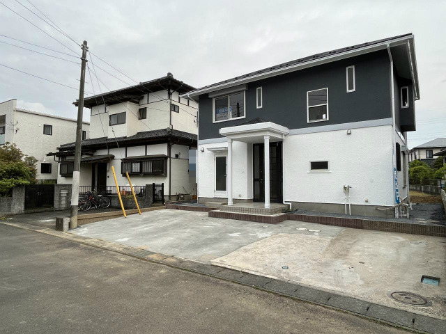 ishioka_fudou3's tweet photo. ★価格変更しました★
【中古一戸建】石岡市南台1丁目 1,749万円　
平成3年築ミサワホーム施工住宅/RF済で即入居可、南小学校まで600ｍの距離で整然とした静かな街並みです♪ https://t.co/8WmdnWLtVq https://t.co/0gxlCbO0iz