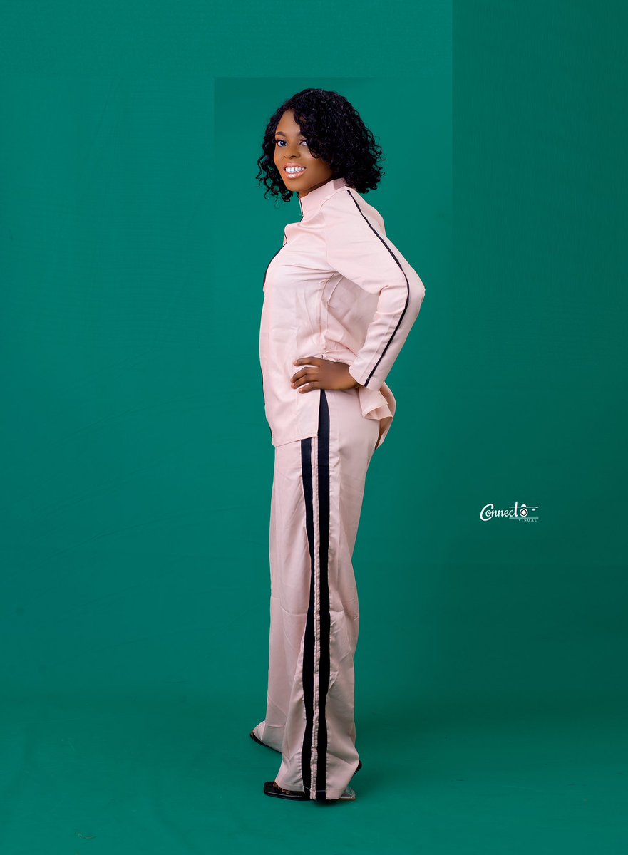 connect_visual's tweet photo. We shoot / we edit / we create memories
#connect_visual https://t.co/T4fS7AfubD