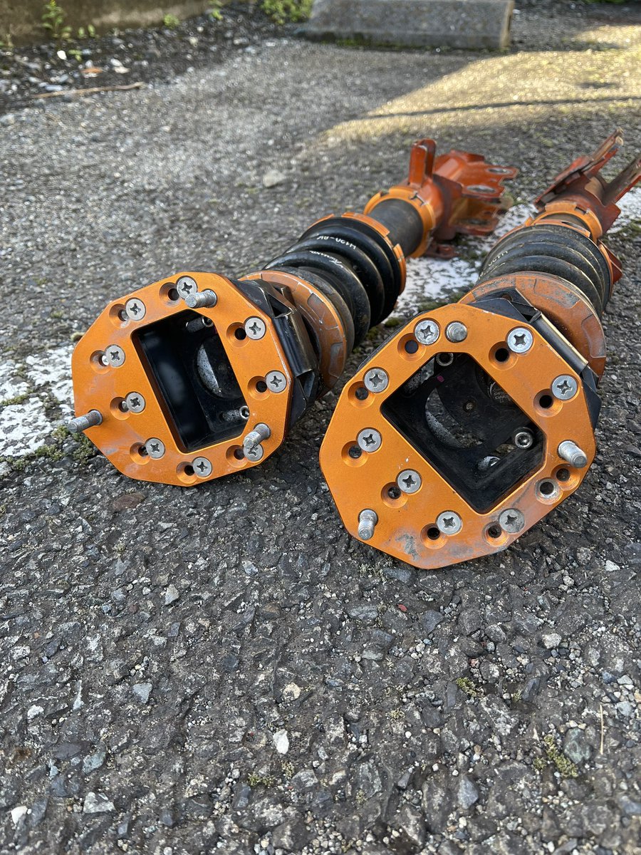 k50c_700's tweet photo. t-demand
帰ってきたけど使わないから誰か買ってもらえませんか？🥺🥺
ジャンク扱いでお願いします🙇🙇 https://t.co/sk4CbRRJqZ