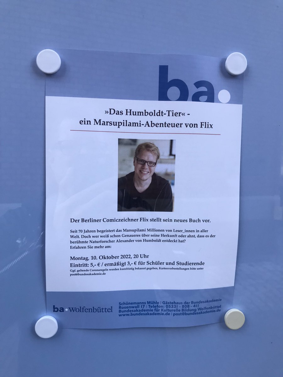 DerFlixxx's tweet photo. HEUTE! In Wolfenbüttel. #FlixLive #Lesung https://t.co/ycTddMxqhG