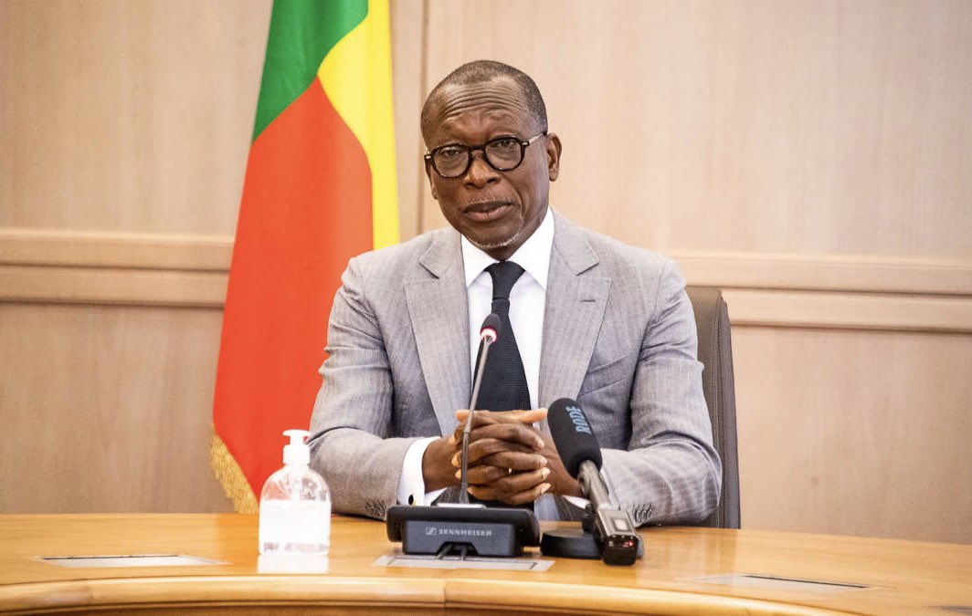 BeninEdenTV's tweet photo. #Wasexo Bénin 🇧🇯 : Affaire décès de 4 personnes au #CNHU, le président @PatriceTalonPR saisit l’autorité de régulation du secteur de la santé et le procureur de la république pour situer les responsabilités.
#Edentv #linfocontinue https://t.co/xlUx1GjEfi