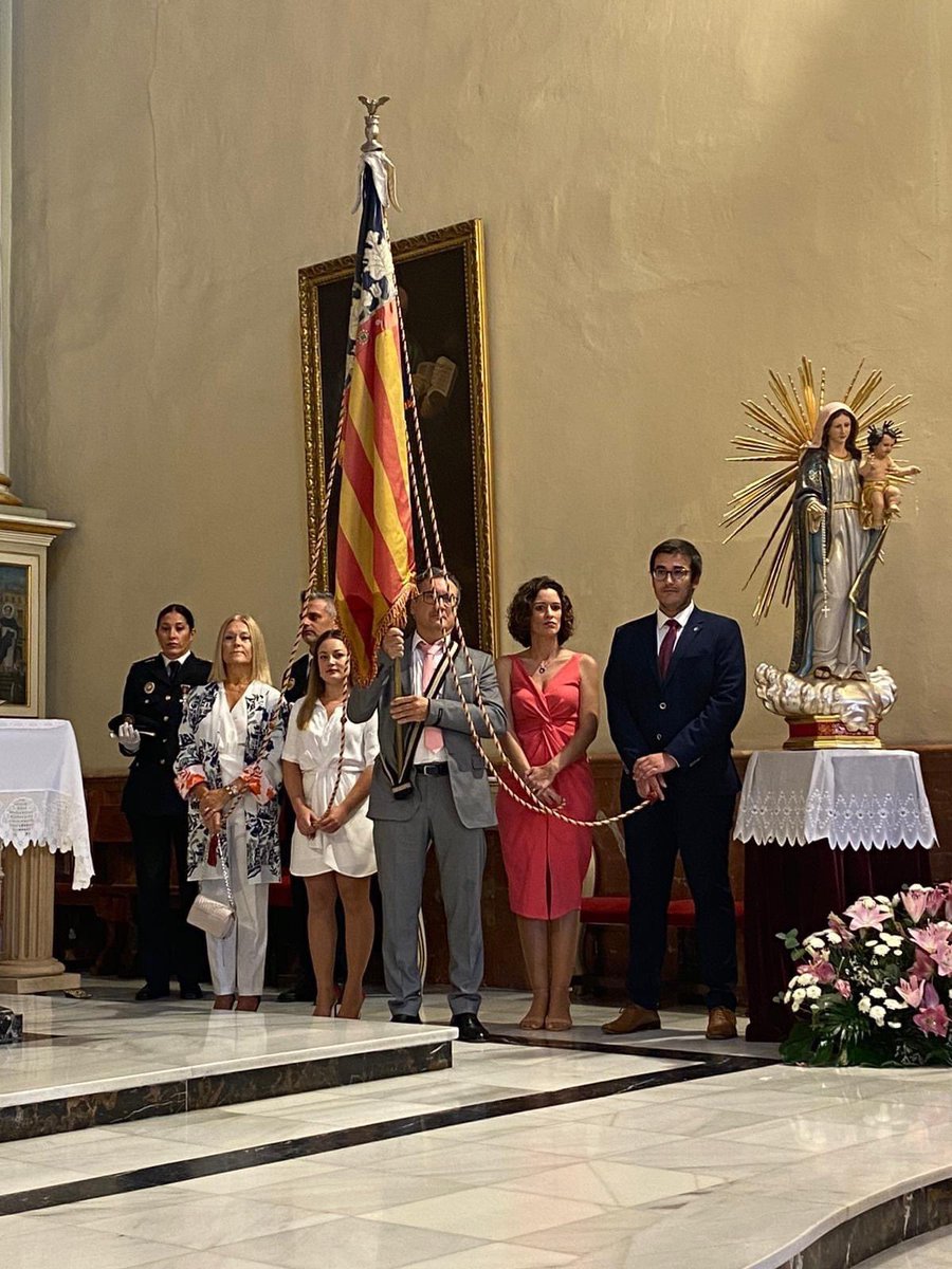 PPBenifaio's tweet photo. 💙❤️💛 #9dOctubre 
| Participem en la baixada de la Real Senyera  i en el Solemne Te Deum del 9 d’Octubre en la iglesia San Pere Apostol ✨
#PPBenifaio
#Apojantlonostre
#Valenciansenpeualcem-se https://t.co/7oDqs5S5rf