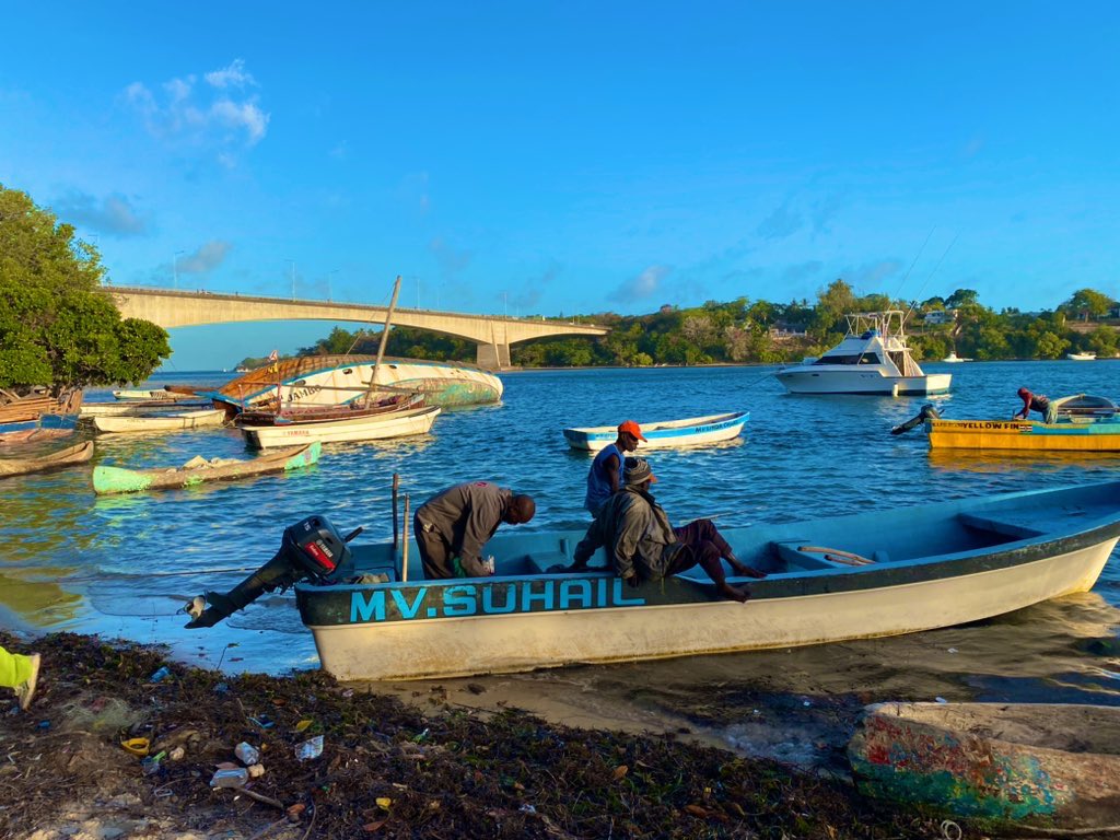 dheenylkhair's tweet photo. During the #LCOYNG, one of our key asks is that @NigeriaGov, @FMEnvng should place #LossAndDamage adaptation and resilience finance as a top priority of the country’s immediate response to climate change-induced disasters and risk, especially policies, https://t.co/zycWZszkO4