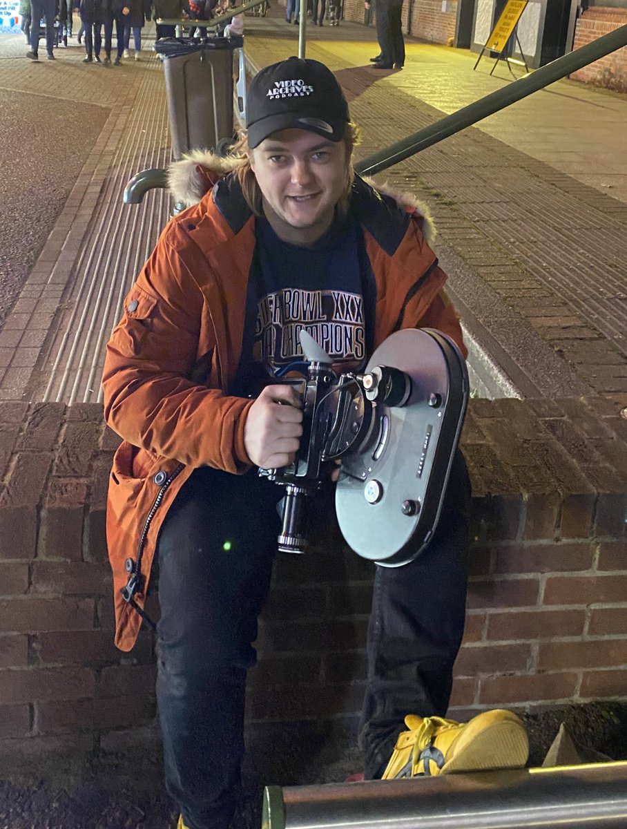 TomPaulWilson's tweet photo. Burning more 16mm for the slasher at goosefair 

Also (obvs) reppin the @VideoArchives https://t.co/asQv6TyNjP