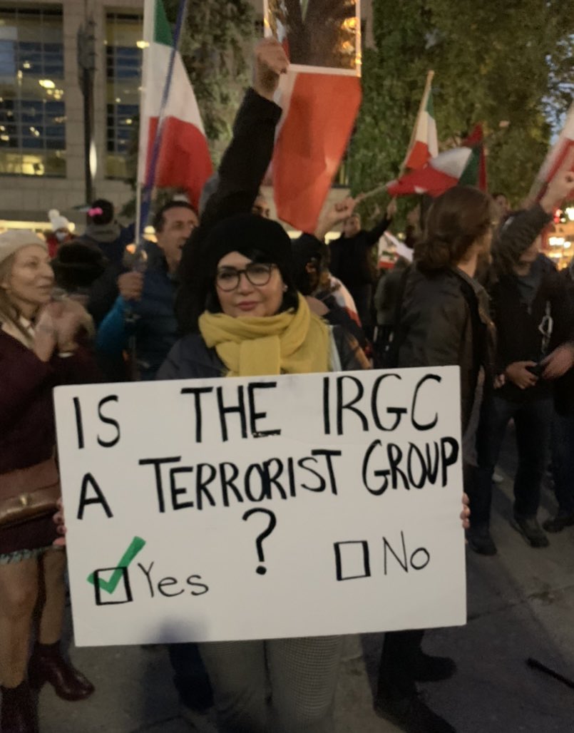 SimaDini's tweet photo. @JustinTrudeau It’s 3A.M. and am still up following the News from Iran anxiously.The regime(IRGC) keeps killing our kids because they ARE TERRORISTS!I expect U to #ListIRGC ,the murderer of our kids to the TERROR list. It’s the very LEAST you can do! #IRGCTerrorists #ListThemNow https://t.co/KN6vea5Cvh