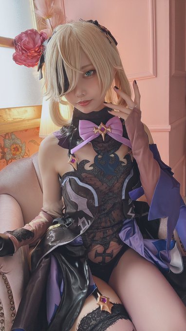 Twitterのコスプレ画像22