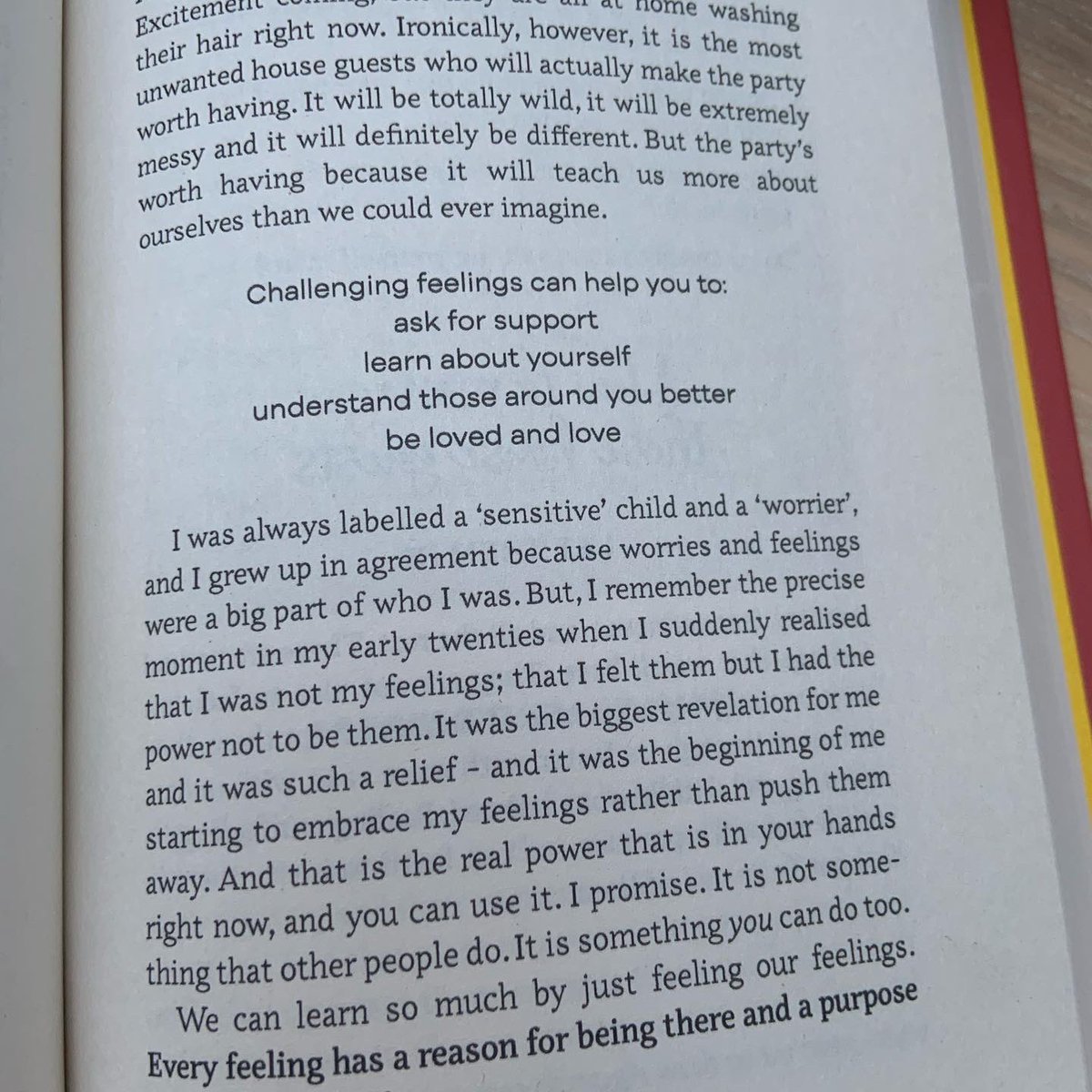 DrRadhaModgil's tweet photo. Feelings can
- help us understand ourselves 
- build trust in ourselves 
- give direction in life 
- build empathy 

They are our greatest teachers 
#WorldMentalHealthDay2022 

My book #KnowYourOwnPower -
How to get through life when everything falls apart 

@yellowkitebooks 📖💫 https://t.co/Tlbq16EdgG