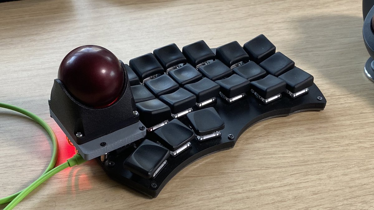 meishi trackball moduleをwings42の拡張プレートにつけてみた。ちと