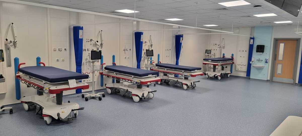 ClovesPaul's tweet photo. Nearly ready to go! This week we will be launching our rapid assessment and treatment area at Eastbourne @ESHTNHS, focusing on reducing @SECAmbulance handover delays, improving time to assessment and improving facilities for our staff and patients. https://t.co/bRD5J1GaRC