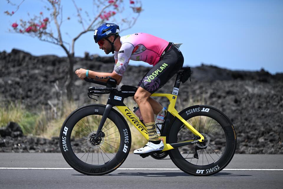 incaciutat's tweet photo. 🏊‍♂️ Donam l'enhorabona al 🚴‍♂️triatleta inquer 🏃‍♂️Daniel Arrom, que ha fet 🥇1r en l'IRONMAN de Hawaii. https://t.co/VqWGxdGpK8