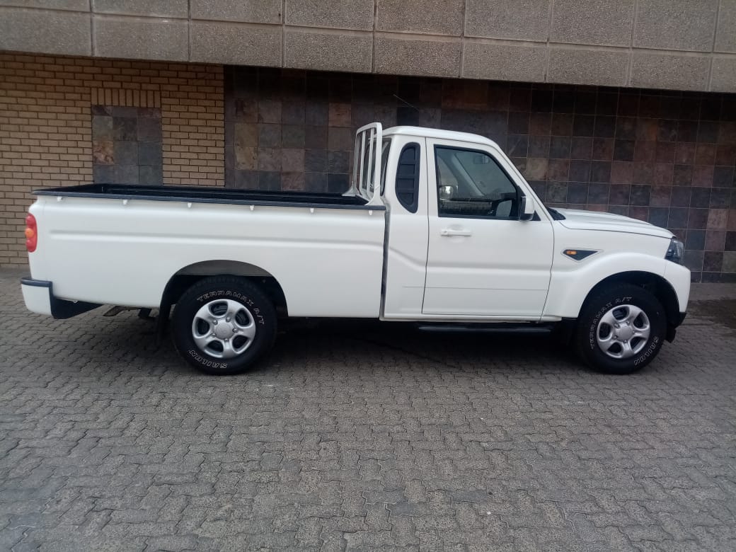 LifeAdex's tweet image. 2019 Mahindra 2.2 Engine Diesel Single Cab power windows airbags Radio Price R 199000 CD fm aircon plc call this number 0726531410 or 0629164359 my address is No 650 louis botha avenue bramley jhb Finance Blacklisted and Rent  to own