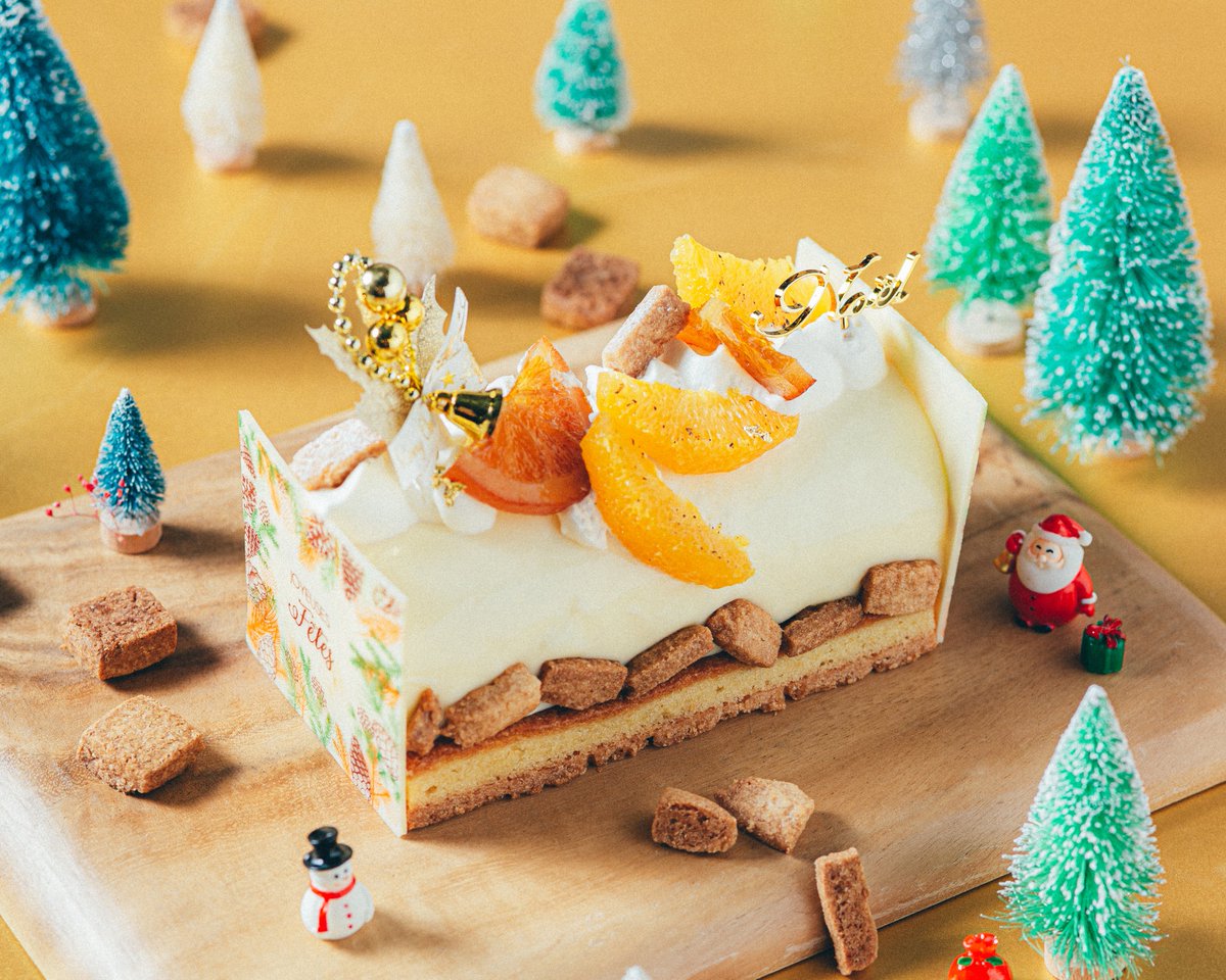kuretakeso's tweet photo. KURETAKESO PRESENTS
クリスマスケーキのご紹介です。

第2弾
フロマージュブラン・オランジュ
のご案内です。

オレンジを効かせた爽やかなチーズタルトです。
クランブルのサクサクの食感がアクセント

是非、ご賞味下さい。

#仕出し
#浜松クリスマスケーキ
#クリスマスケーキ
#おせち 
#スイーツ https://t.co/2i0KZH22rl