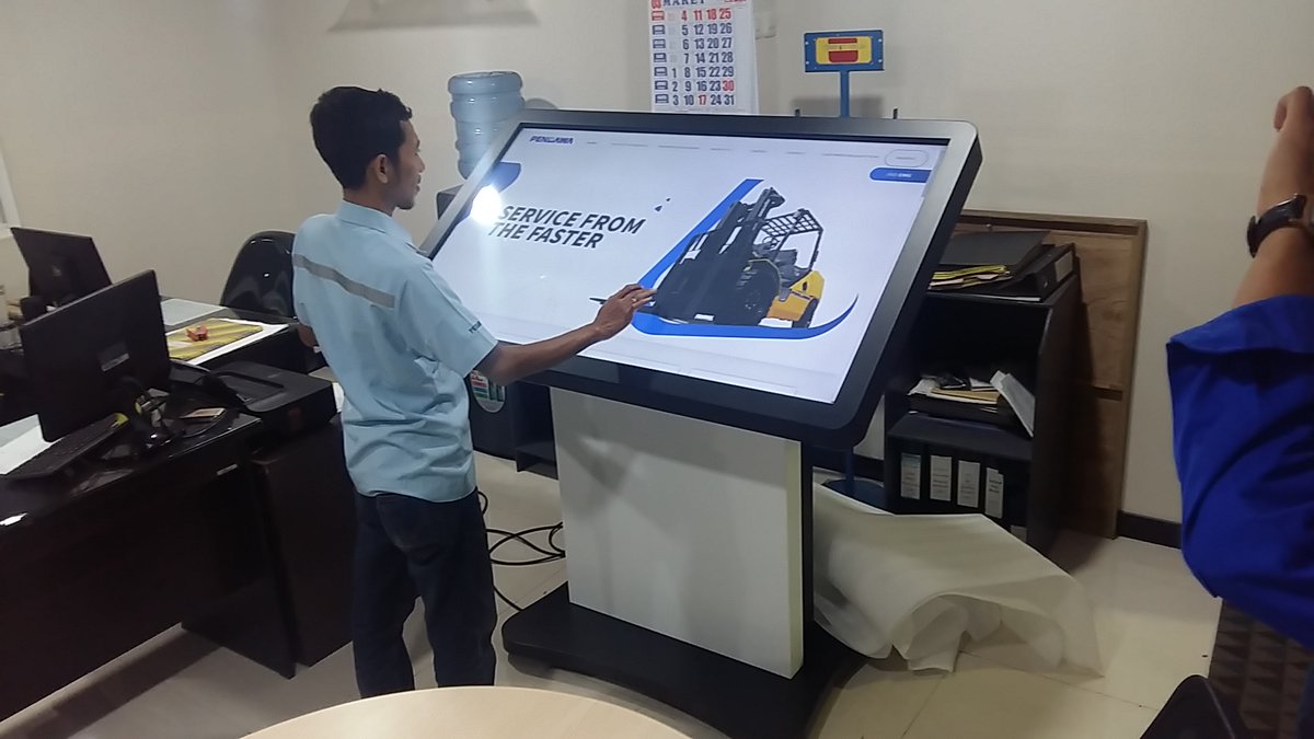 JakVisual's tweet photo. HTouch 155 @ Wahana Pendawa bakti
https://t.co/MSskmf1Qno
·
.
#monitorlayarsentuh #videowall #overlay #InteractiveFlatPanel #Videotron #papaninformasielektronik #promoOctober2022 #promo #diskon #infodiskon #infopromo https://t.co/kWOBkp3cTl