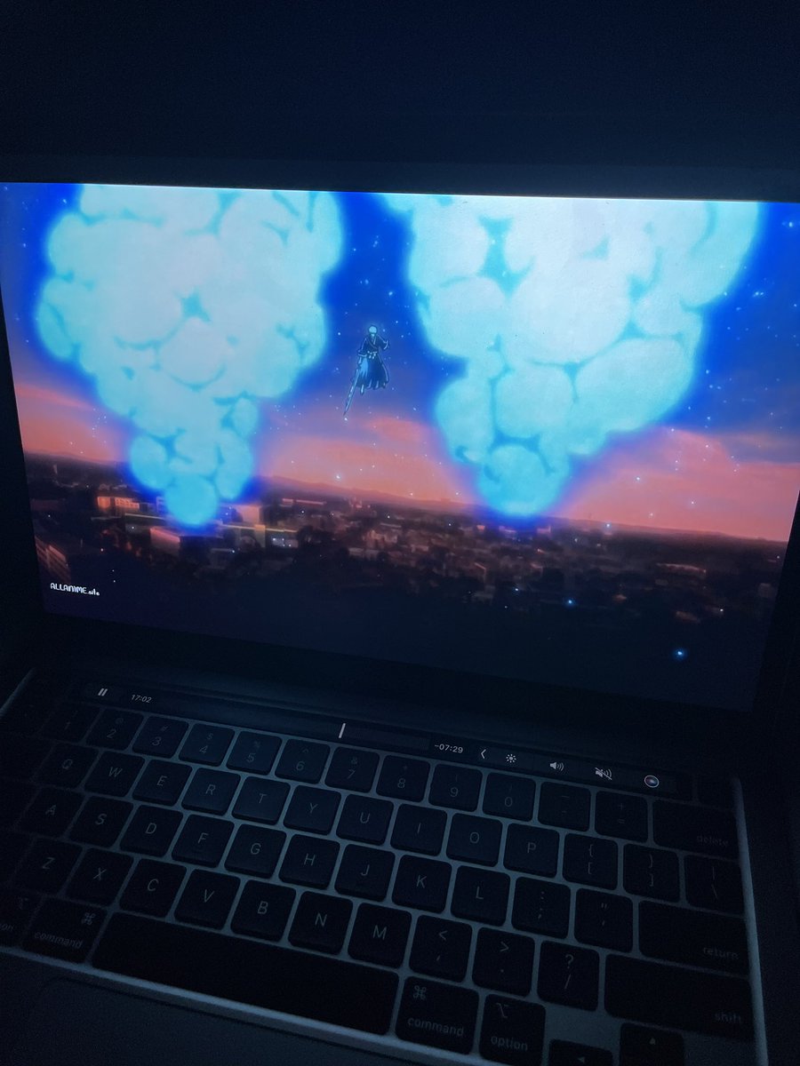 garcia_giando's tweet photo. Seeing #BLEACH back on my screen is truly emotional. The love put into this series is amazing and I truly hope everyone can appreciate Tite Kubos astonishing work of art. To all bleach fans around the world..... WE ARE GOING TO EAT GOOOOD💪🤺⚔️ https://t.co/bPGm6FyGBh