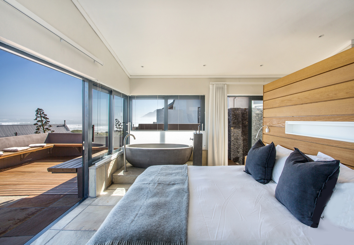 LongBeachVilla's tweet photo. Imagine falling asleep &amp; waking up to the sound of the waves lapping against the shore, accompanied by breathtaking views that will always inspire rest &amp; relaxation.

Visit our website to learn more about our #luxurycapetownaccommodation on #Kommetjie 's #longbeachcapetown https://t.co/hRaqUh7eLd