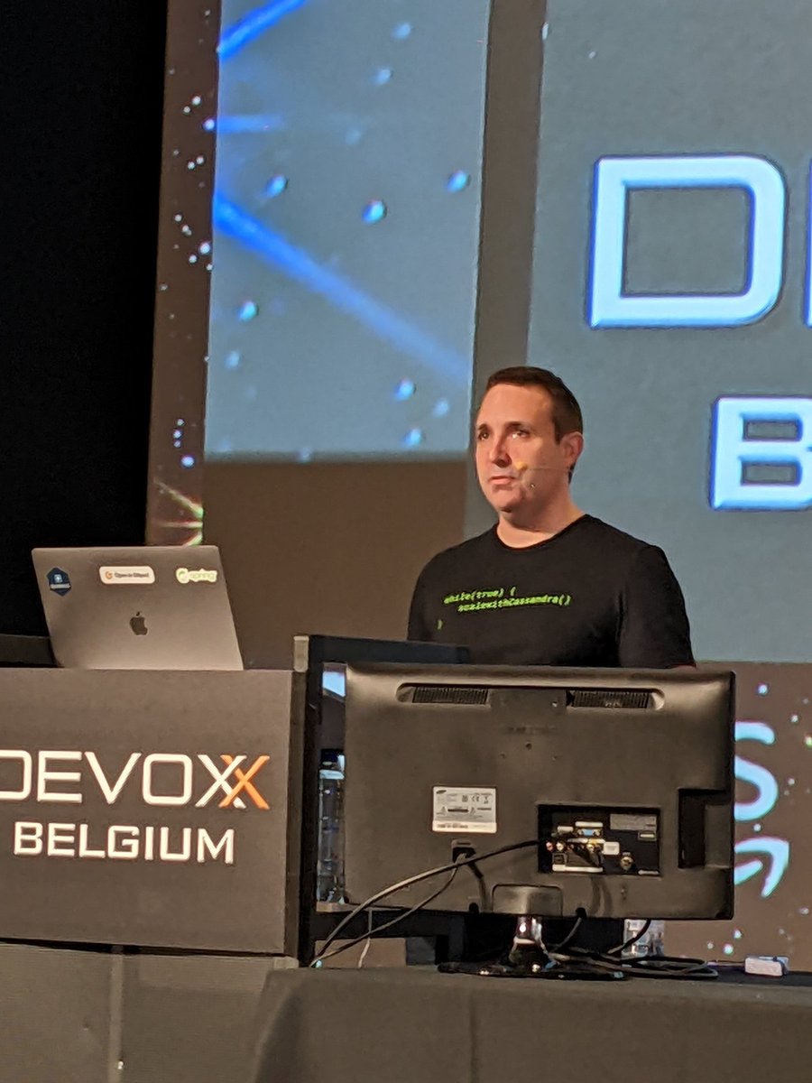 mgrygles's tweet photo. There's still time to join @clunven @Devoxx #deepdive #Java #ApacheCassandra @cassandra @DataStax Come to room 4 !! https://t.co/i0sMUmStHe