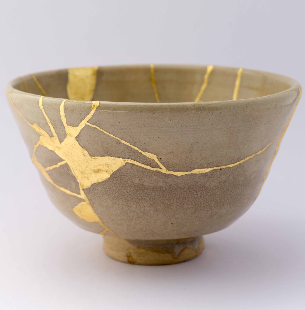 After an era of planned obsolescence, the time has come for #sustainability ♻️​💚
✨​💎 “The art of repairing: a new form of luxury?” 👨‍🔧🏺​​🩹
👇 bluelinkservices.com/en/food-for-th…