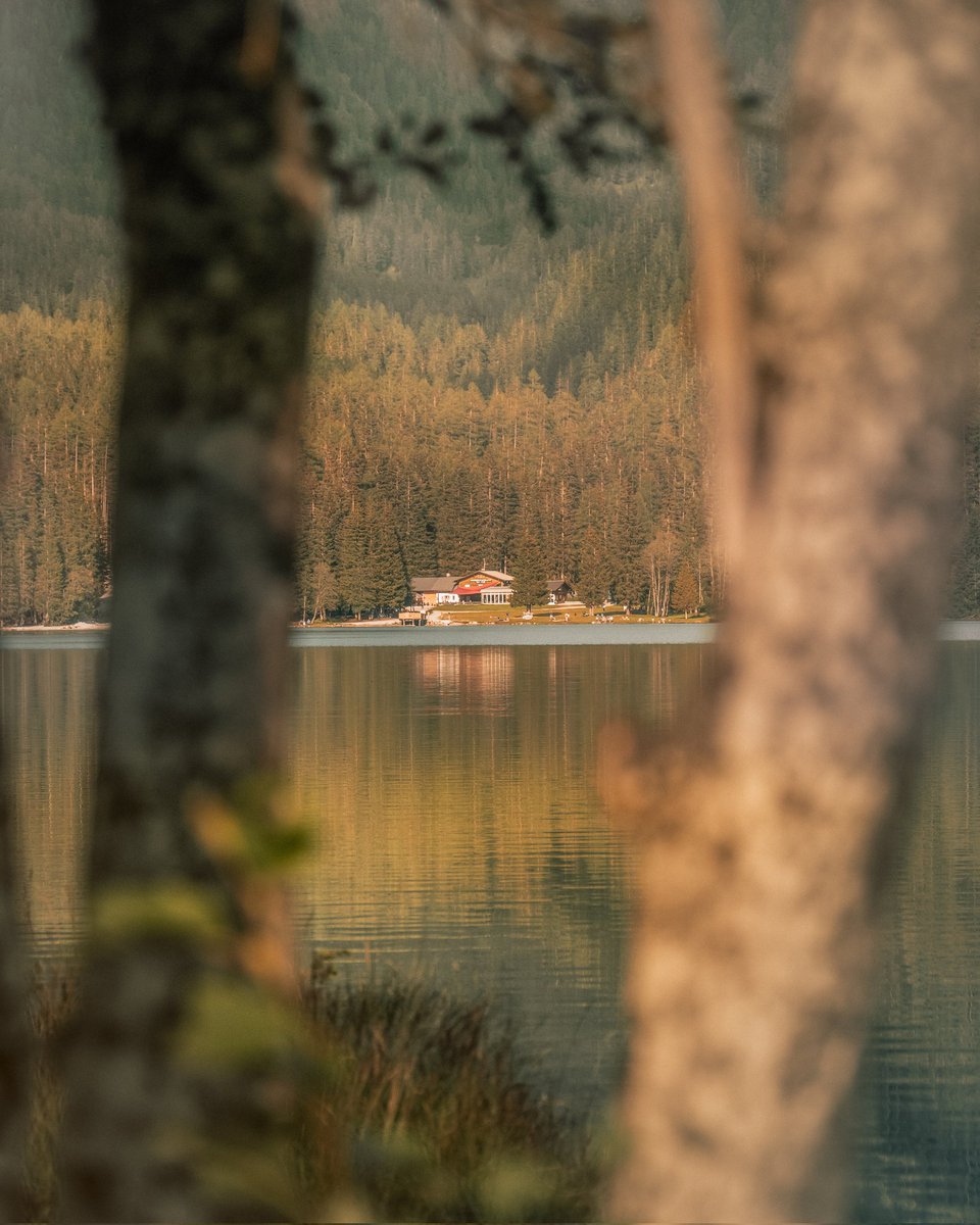 Luca__Ramble's tweet photo. Lago di Anterselva 🇮🇹
#ourplanetdaily #folkmagazine #folkscenery #moodygram #moodygrams #igmasters #openmyworld #stayandwander #folkgreen #wildernessculture #folkvibe #welcomenature #hiking #naturephotography #neverstopexploring #exploremore #southtyrol #visititaly #dolomites https://t.co/37FzNHjg9N