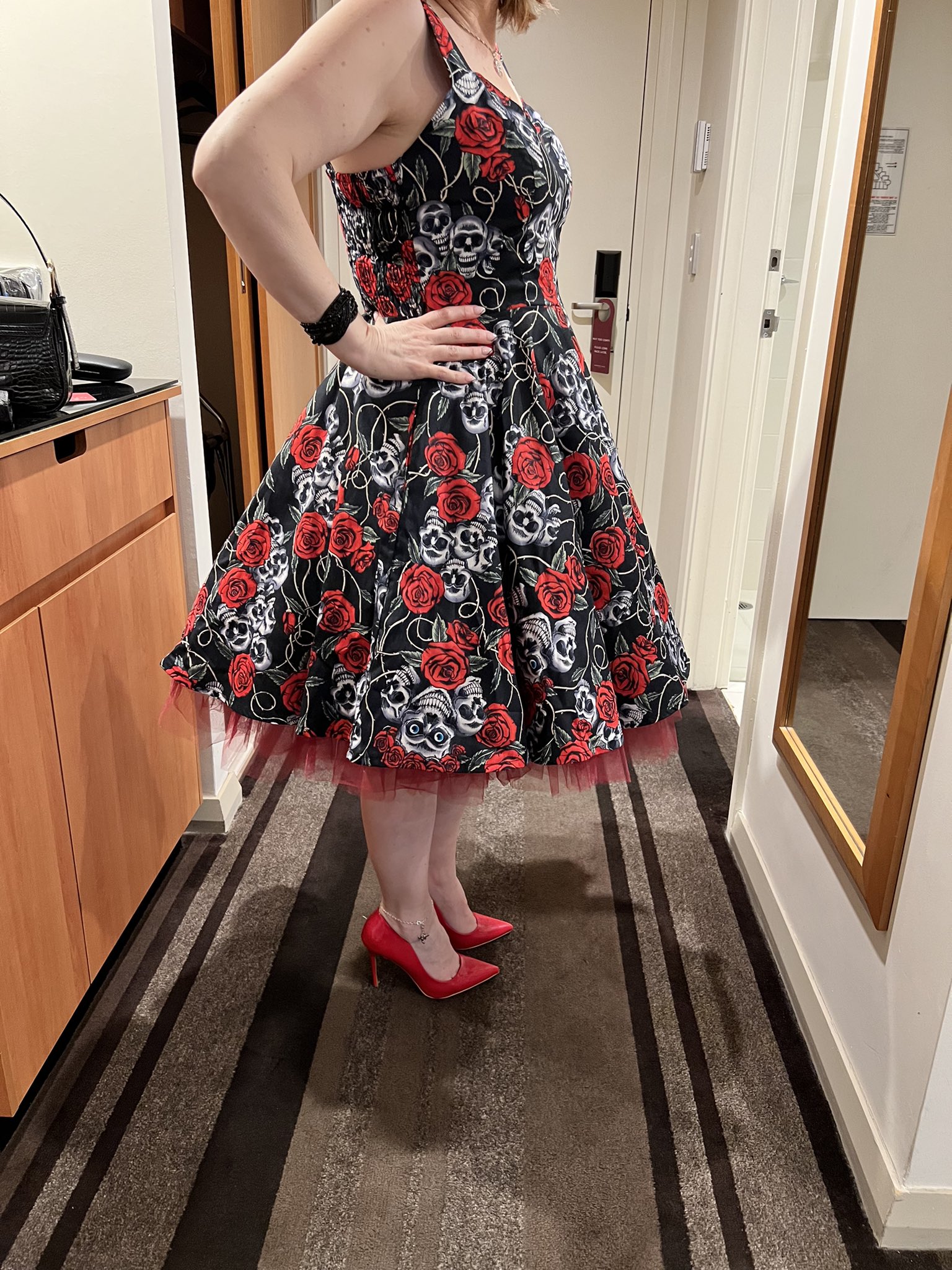 Sara on Twitter "Naughty weekend in the City with my boyfriend. He couldn’t wait to after the