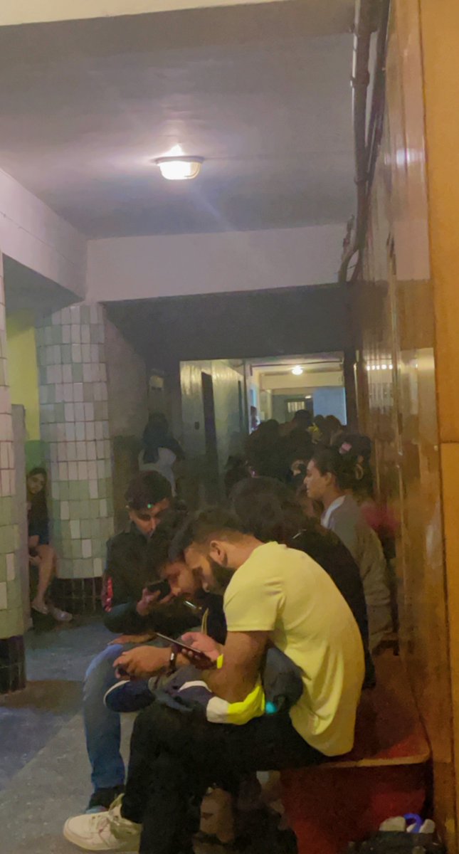 abhuawasthi's tweet photo. Agian in bunkers  indian students in ukraine . We are here because our government didnt did anything for us 
@narendramodi 
@palkisu 
@ndtv 
@DrSJaishankar https://t.co/1ImhoOzwRA