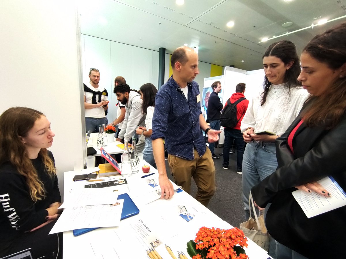 AlitheaGenomics's tweet photo. We were happy to see so many of you interested in #brbseq at #ForumEPFL Start-up day! Let's accelerate your research discoveries together! 👨‍🔬 https://t.co/dudHOuqtmP