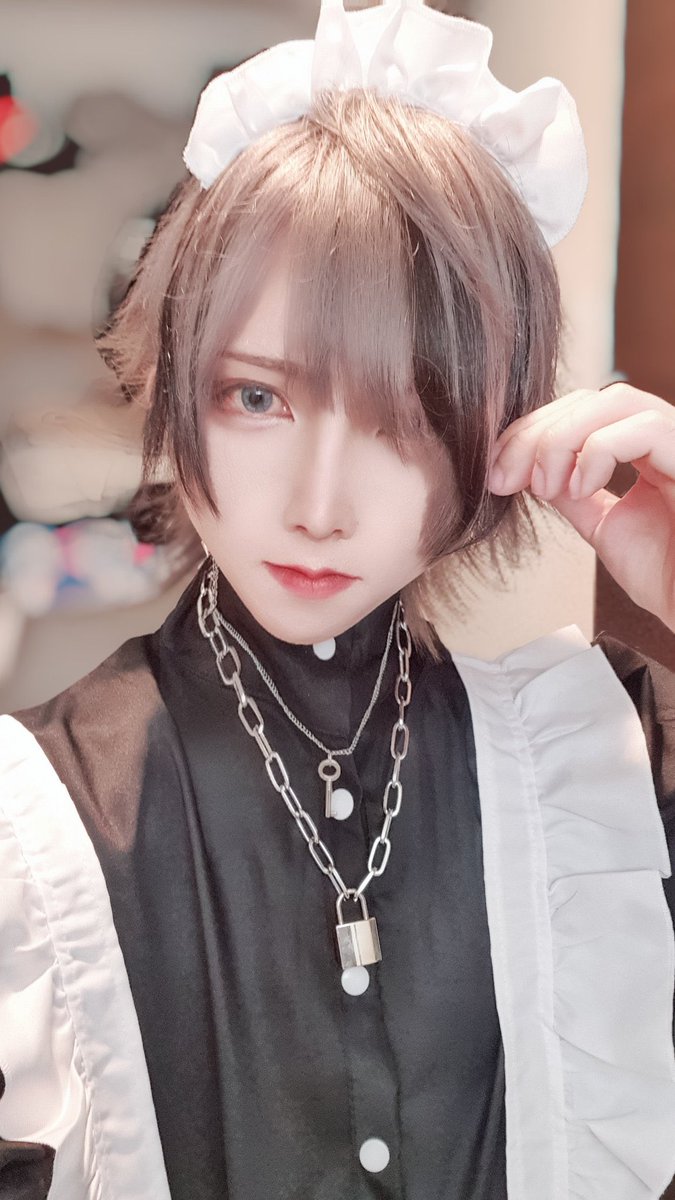 ロロ』本日も18:00からオープンします💫 ⚜️10月10日の騎士⚜️ 💎U