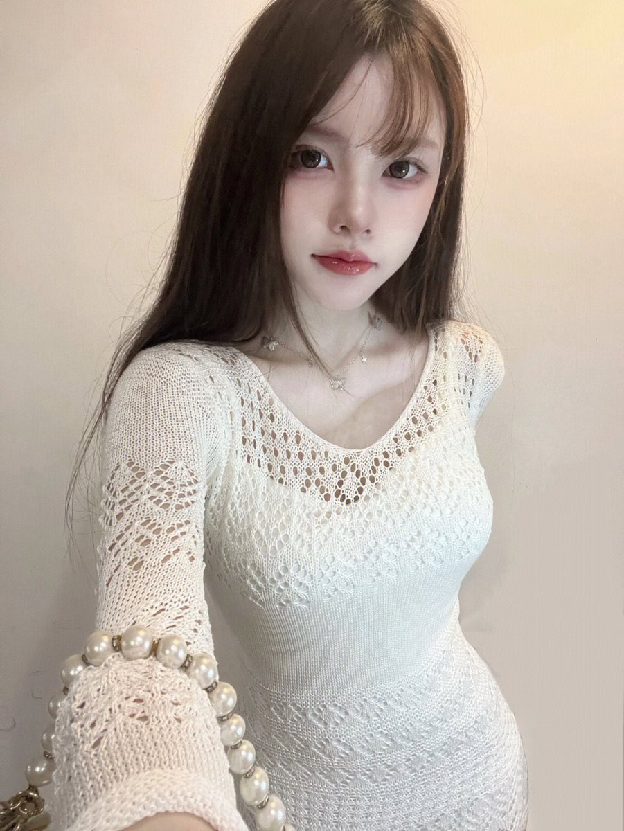 私信骚得狠，评论又叫人家滚，真是没意思哎 https://t.co/E81W4lODVJ