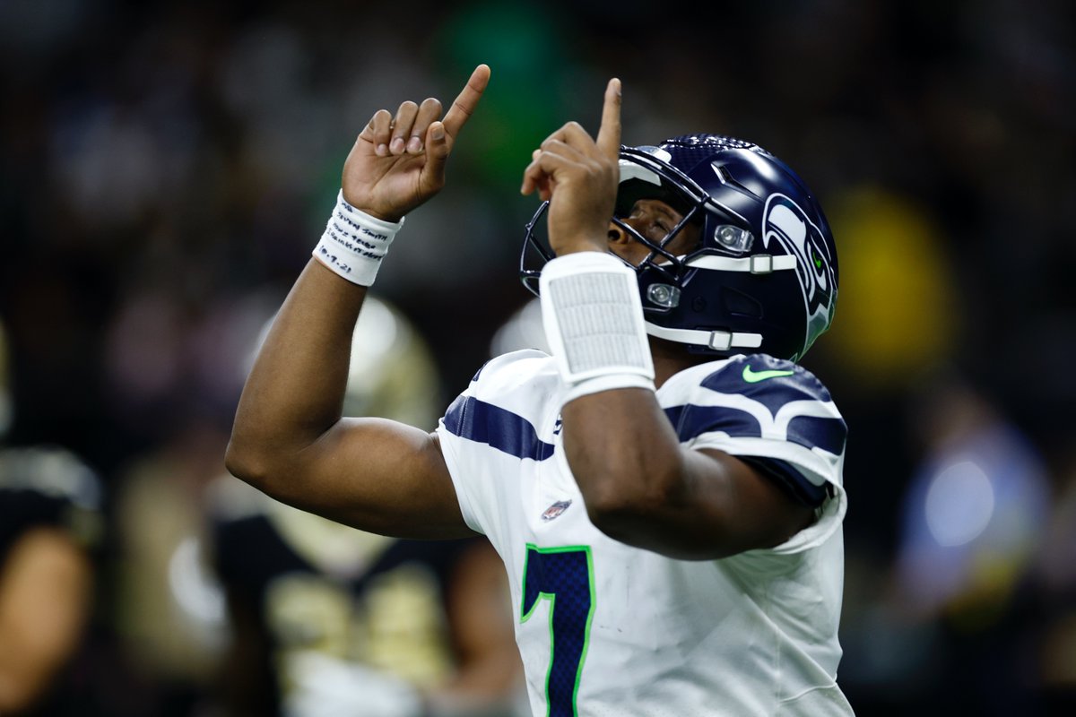 NFL on CBS 🏈 (@nfloncbs) on Twitter photo Highest QB Rating in the NFL this season
Geno Smith                     113.2
Tua Tagovailoa                109.9
Patrick Mahomes           108.4
Josh Allen                        107.4
Justin Herbert                 100.8
<a href="/GenoSmith3/">Geno</a> | <a href="/Seahawks/">Seattle Seahawks</a> Highest QB Rating in the NFL this season
Geno Smith                     113.2
Tua Tagovailoa                109.9
Patrick Mahomes           108.4
Josh Allen                        107.4
Justin Herbert                 100.8
<a href="/GenoSmith3/">Geno</a> | <a href="/Seahawks/">Seattle Seahawks</a>