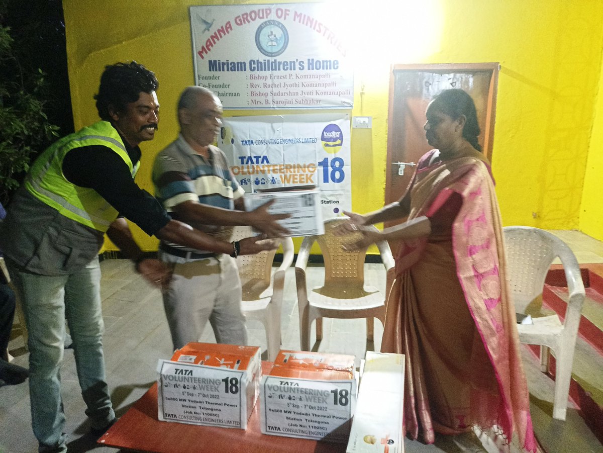 TCEConnect's tweet photo. #TVW18 #TCEndeavour #TCEConnet
As part of the month-long #TataVolunteeringWeek program, #volunteers from Tata Consulting Engineers (#TCE), AndraPradesh #powerplant #project site visited an #orphanage and spent quality time with the residents and donated essential supplies & food https://t.co/u0iZpCJZim