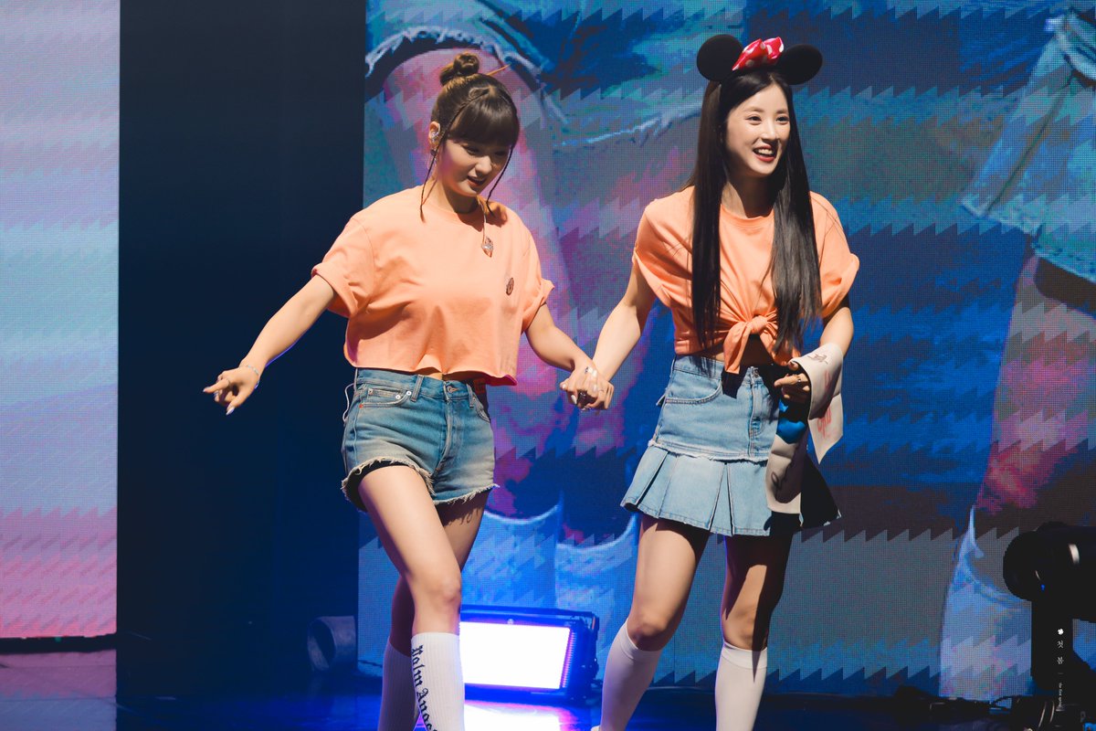 첫봄 The First Spring tweet media