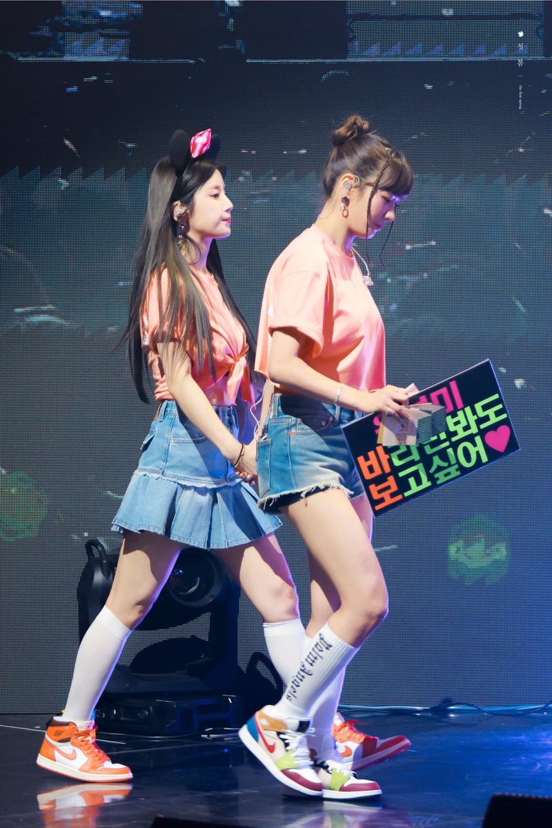 첫봄 The First Spring tweet media
