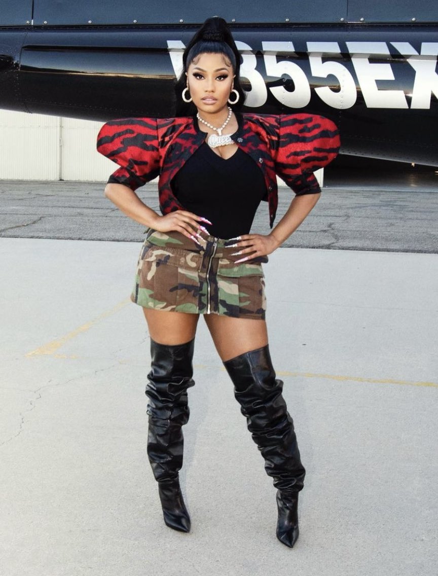 sexyass celebs on Twitter "Nicki Minaj"