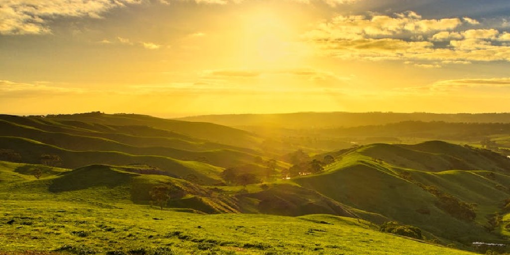 Good morning #Wimbledon - we hope that your weekend went well. Have a marvellous week #Monday