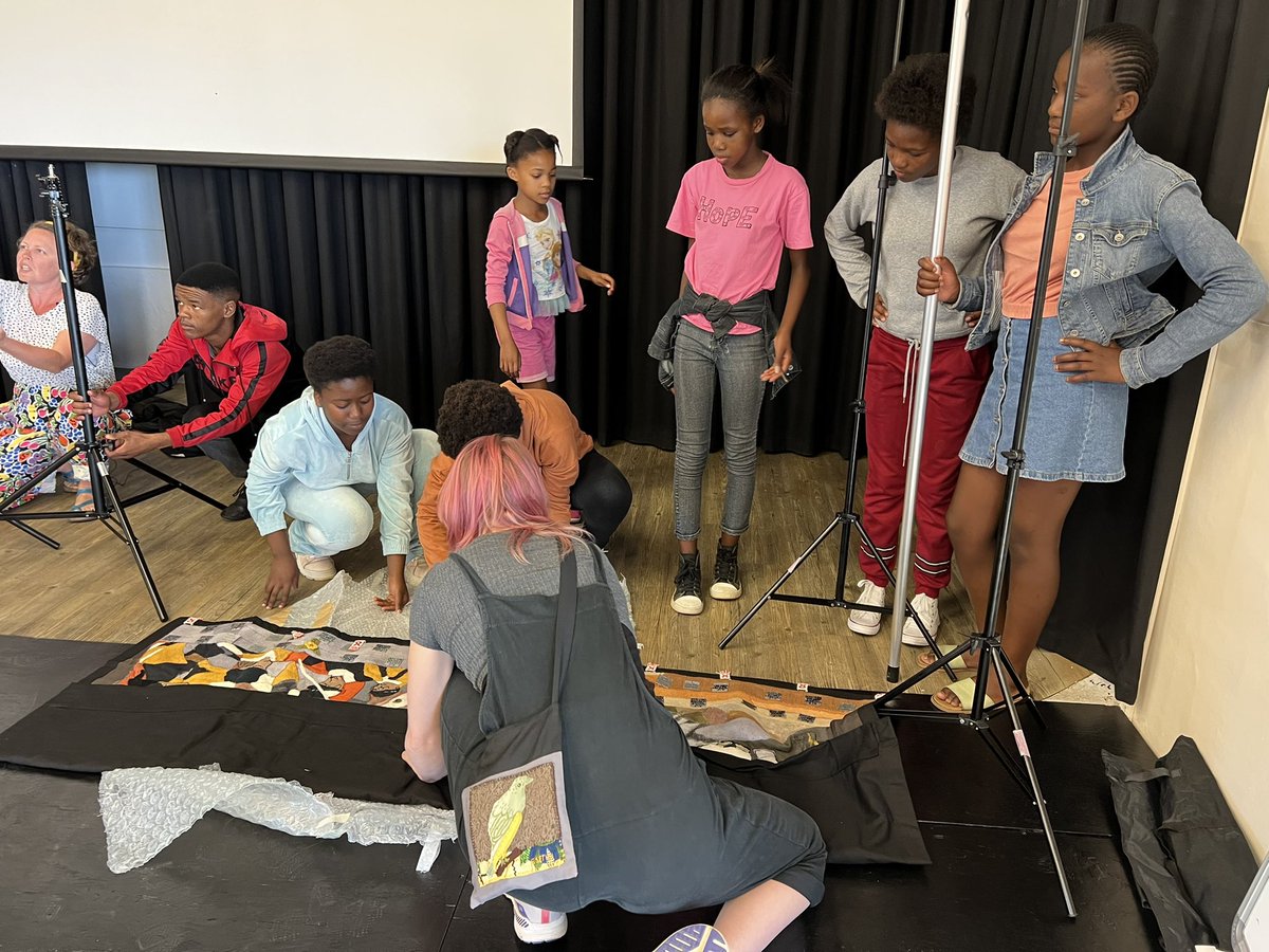 MarinaNovelli73's tweet photo. Day 1 setting up at #masifunde in #PorthElizabeth #SouthAfrica…@savinatarsitano with @DrNicolaAshmore #kidsguernica  #AHRC #exhibition #communityevent #communityresearch #artsresearch #connectingcommunities @uniofbrighton https://t.co/EN7EcmSyO1