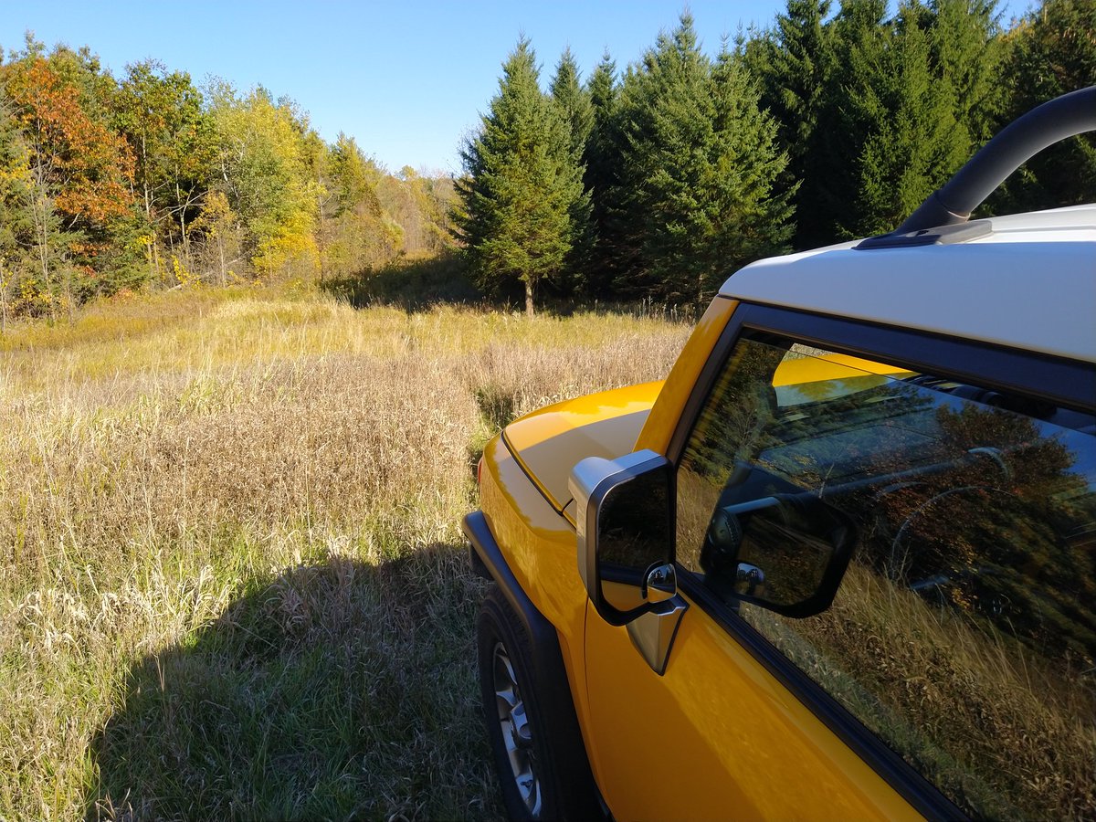 cravin49's tweet photo. Another foot and the front end dropped about 2 feet, backed out in 2wd https://t.co/oTMlqGP1pH