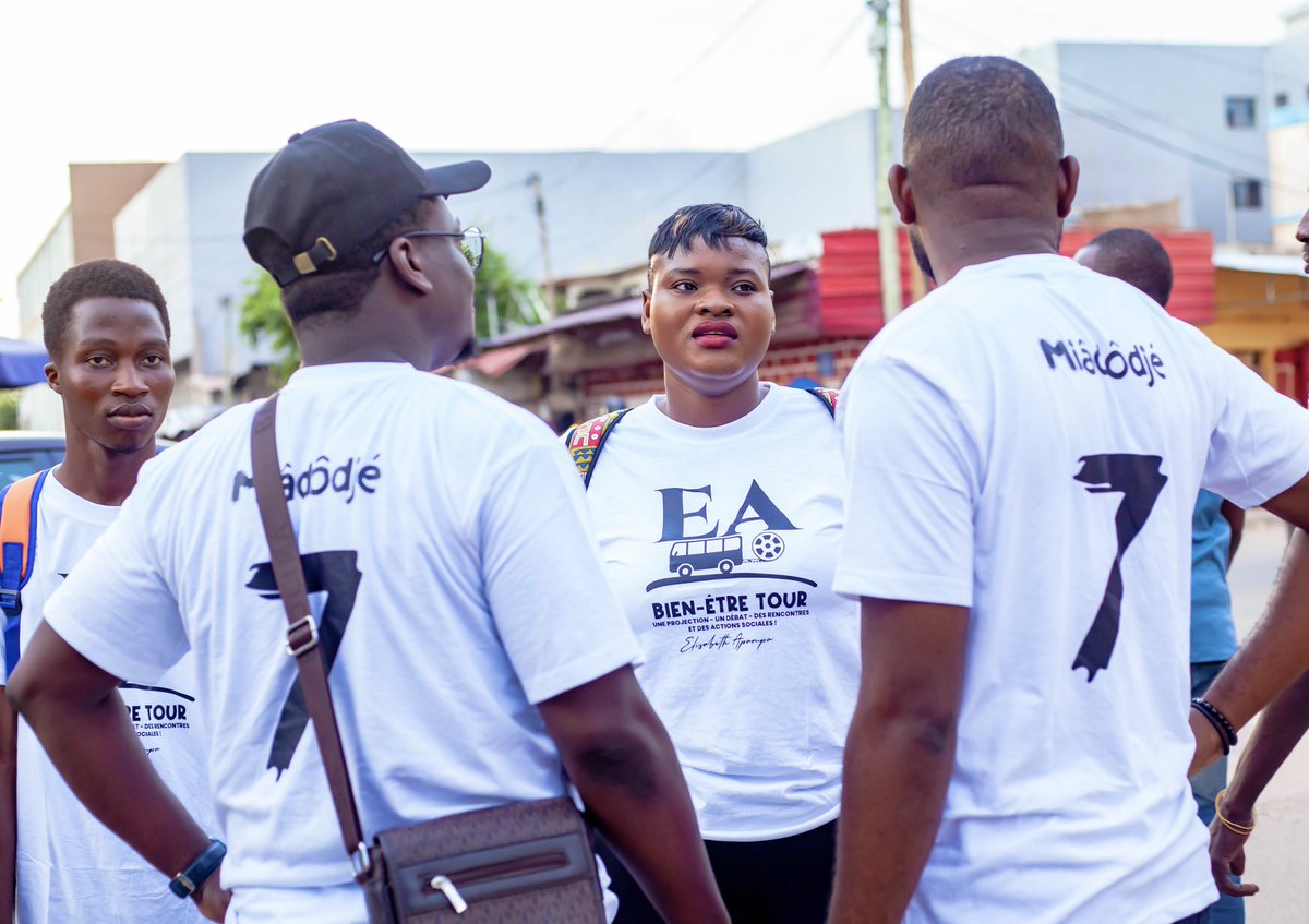 Bientôt chez vous…
- 2022 : Tournée Miadodje 2022
Samedi 22 octobre au 03 nov. Région Maritime (Tsevié; Tabligbo ), Région des plateaux (Anié ; Notsè), Région Centrale (Tchamba; Kambolé); Région Kara (Kara Sud ; Kétao ) , Région Savanes (Mango Ville ; Cinkassé) et … 1