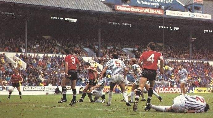 #OTD 🗓️ 10th of October 1987: Bryan Robson with his second goal of the game (his first was an own goal 😉) 2️⃣ Sheffield Wednesday 4️⃣ Manchester United