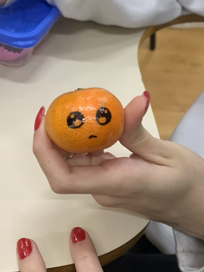 tangerina implorando por peitos