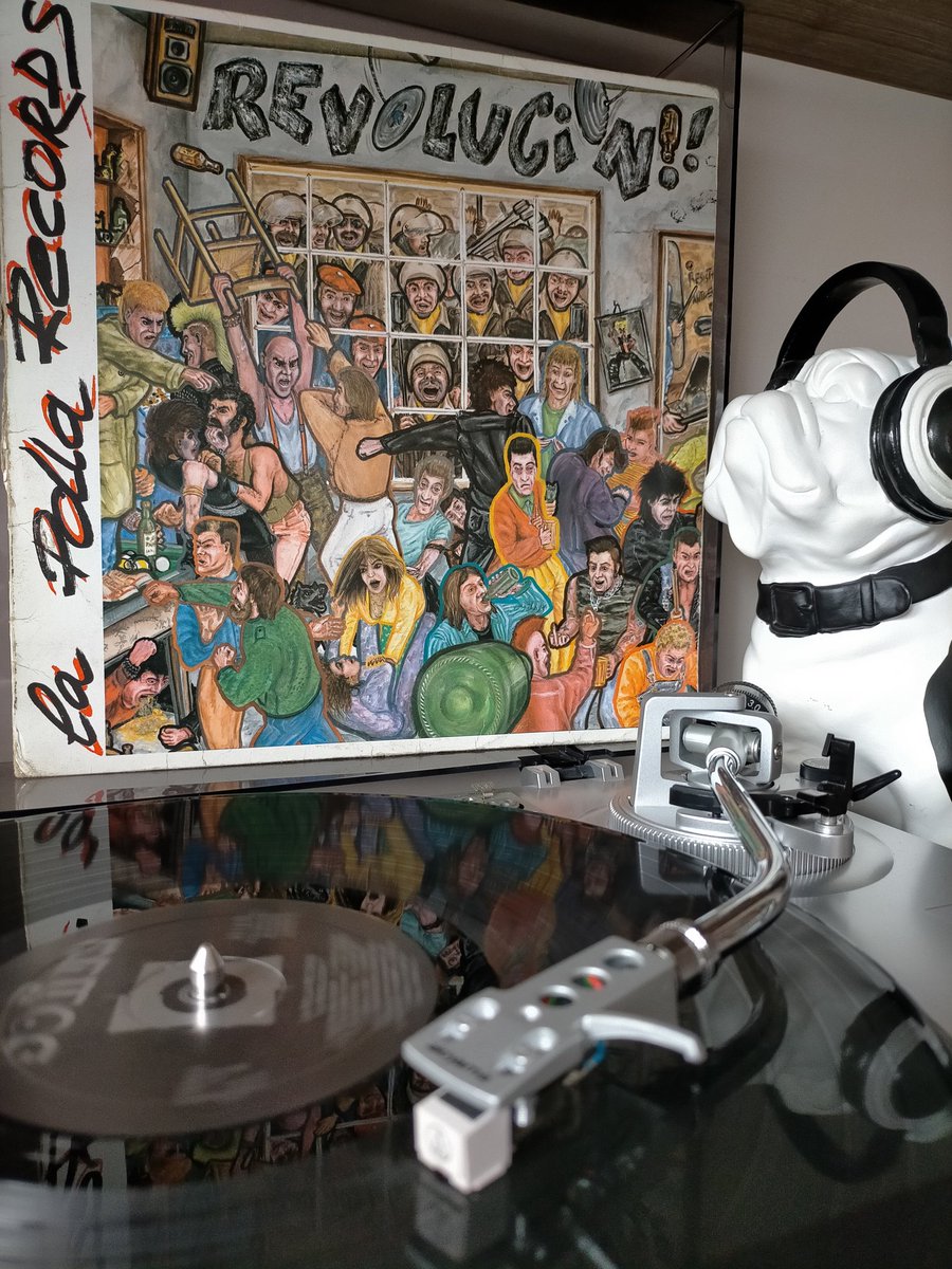 debaserjluis tweet media