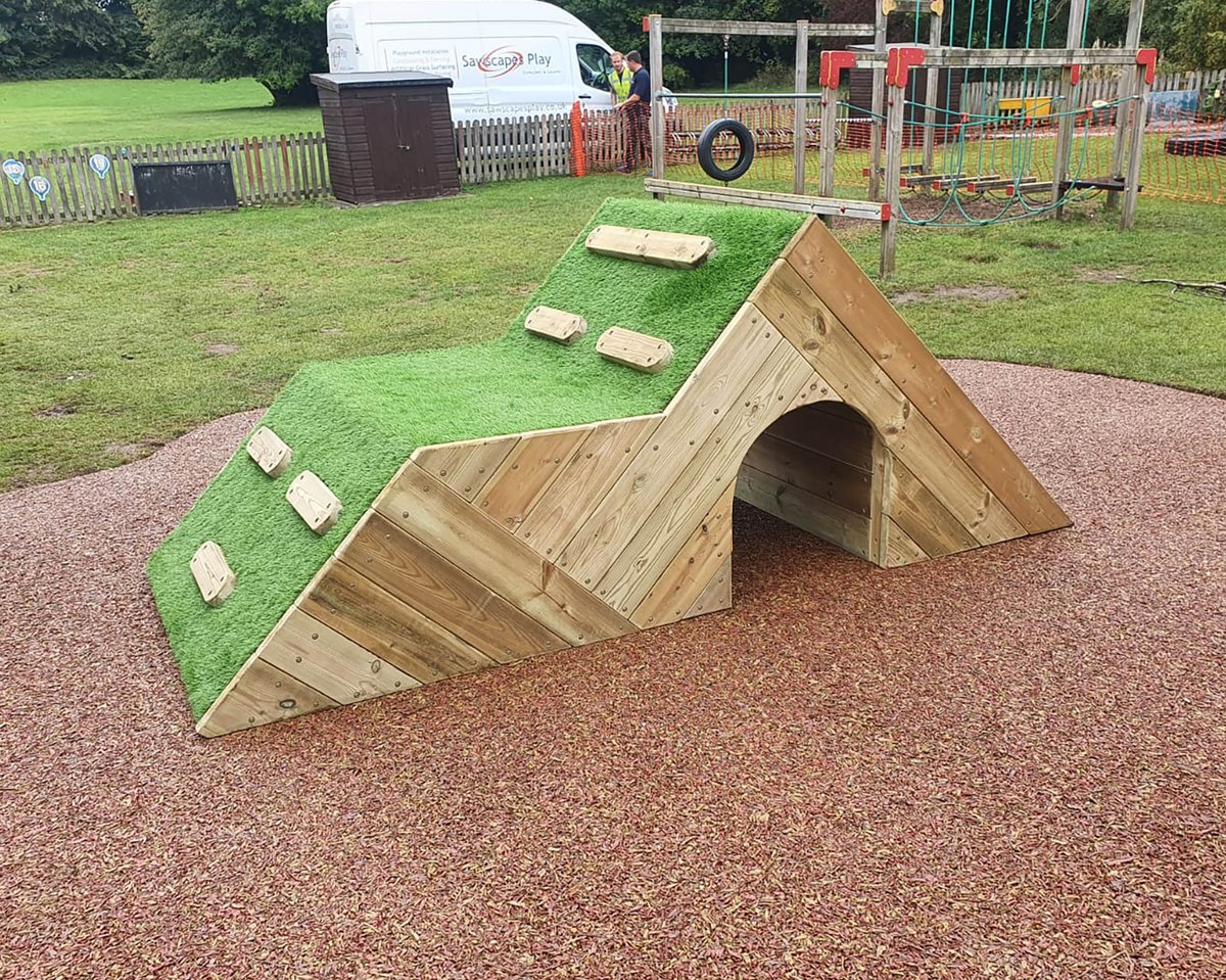 SawscapesP's tweet photo. ANOTHER one of our ever popular Mini Mountains complete and finished off with Rubber Mulch safety surfacing! ⛰️ #playground #playequipment #imaginativeplay #activeplay #mountainplayequipment #minimountain #sawscapesplay https://t.co/BiDGqhQ87N