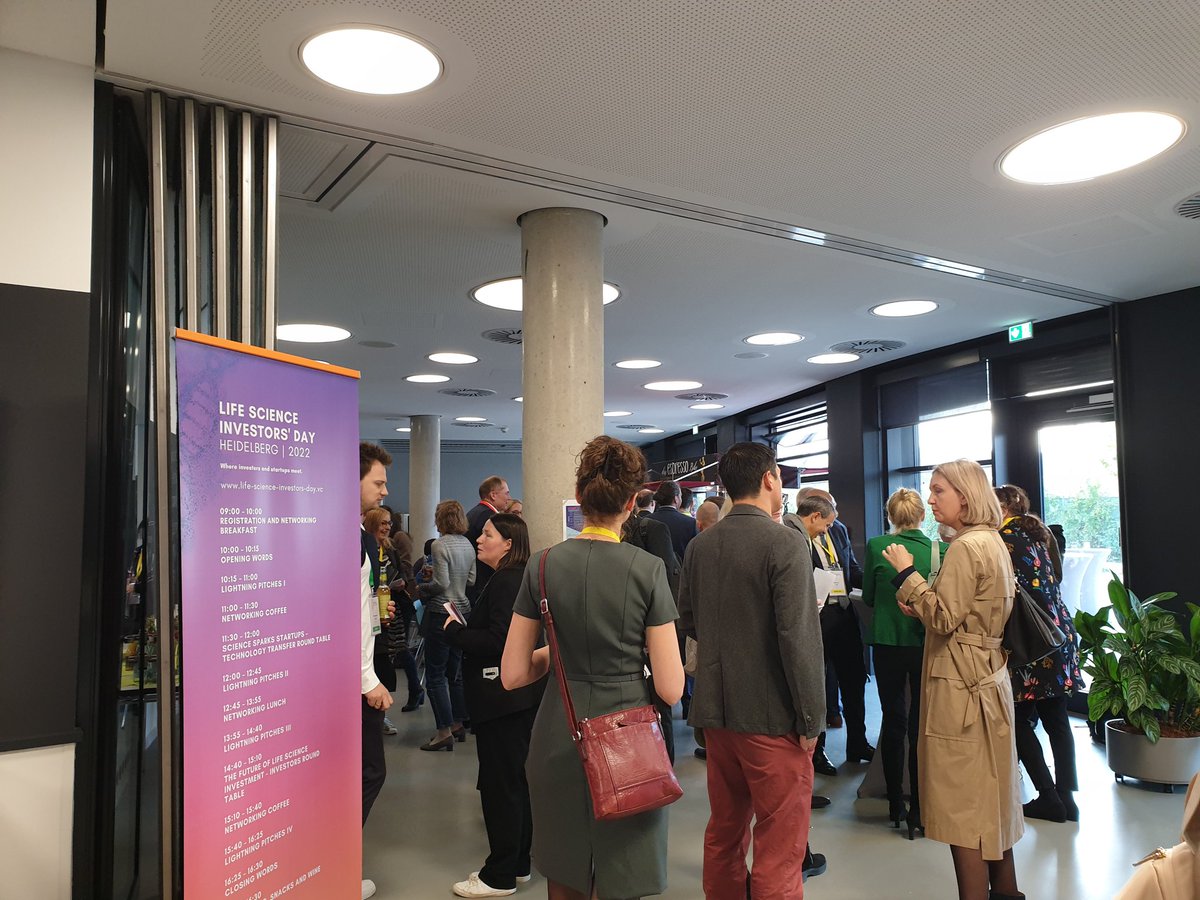 BioRNCluster's tweet photo. The Life Science Investors's Day just kicked off.
Expect 25+ startups and 20+ investors all over Europe!
Great joint initiative with @BiolabsHD @HDStartup @LifeScienceAcc
#LSID @JFruehauf @TPHeidelberg @biolabs @embl @DKFZ @UniHeidelberg https://t.co/LZYrxP7oxs