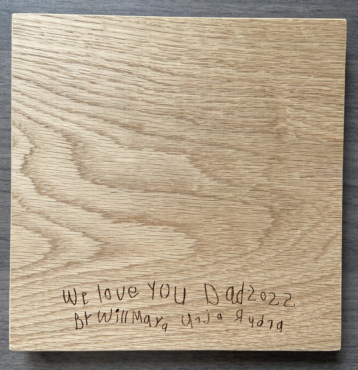 SRCastingstudio's tweet photo. How special is this, a little boys hand writing engraved onto a solid oak base. The perfect base to display their family hand cast.

#solidoakbase #engraving #handwriting #personalised https://t.co/aHOxKxiiP6